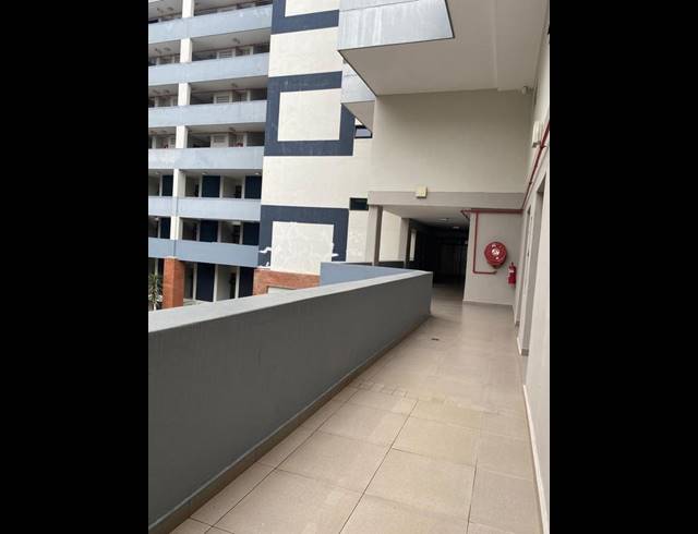 2 BEDROOM APARTMENT FOR SALE IN UMHLANGA RIDGE